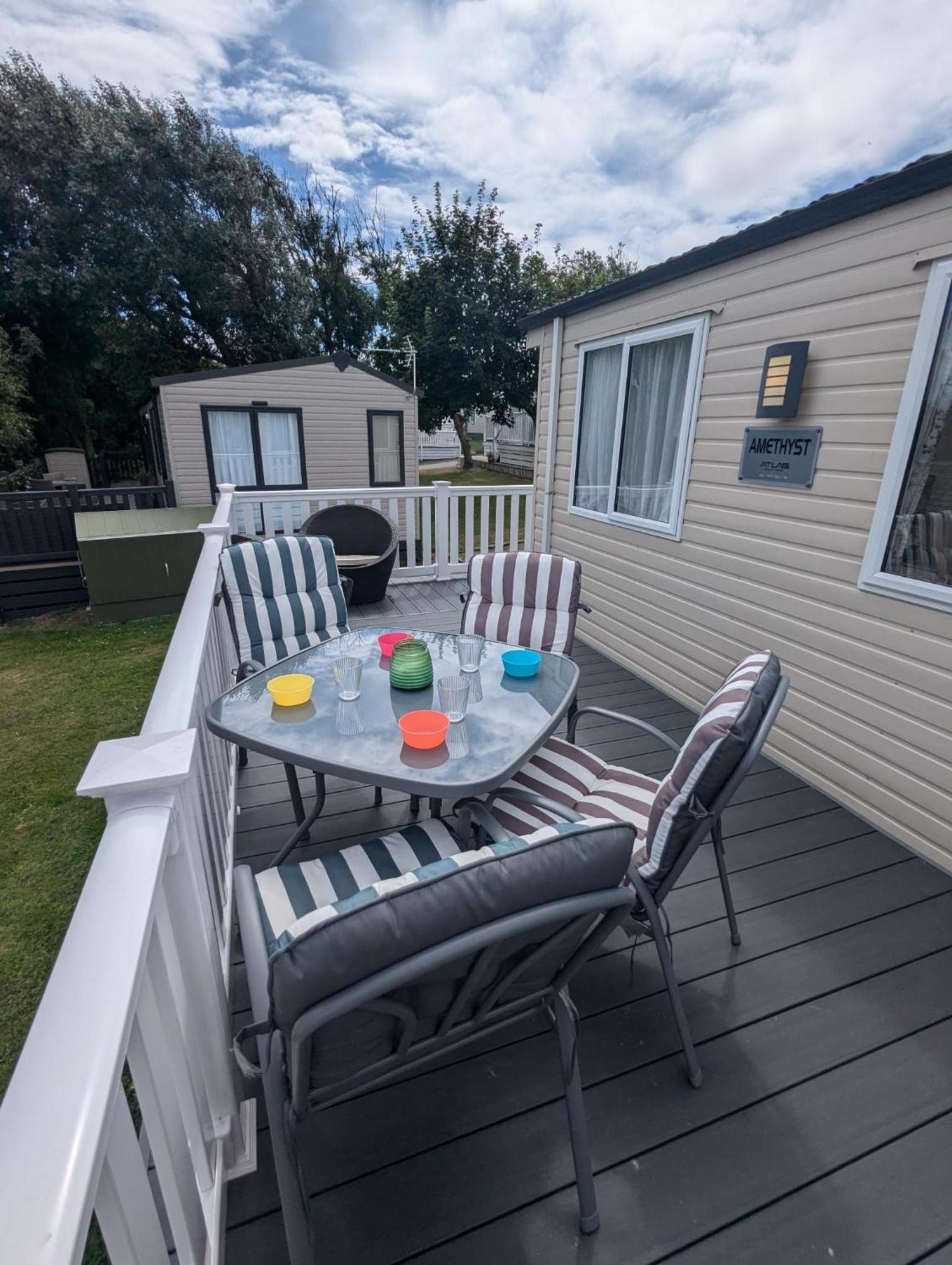 Lovely Bright And Airy Caravan On The 5 Star Shorefield Country Park Entertainment Passes Included 米尔福德昂西 外观 照片