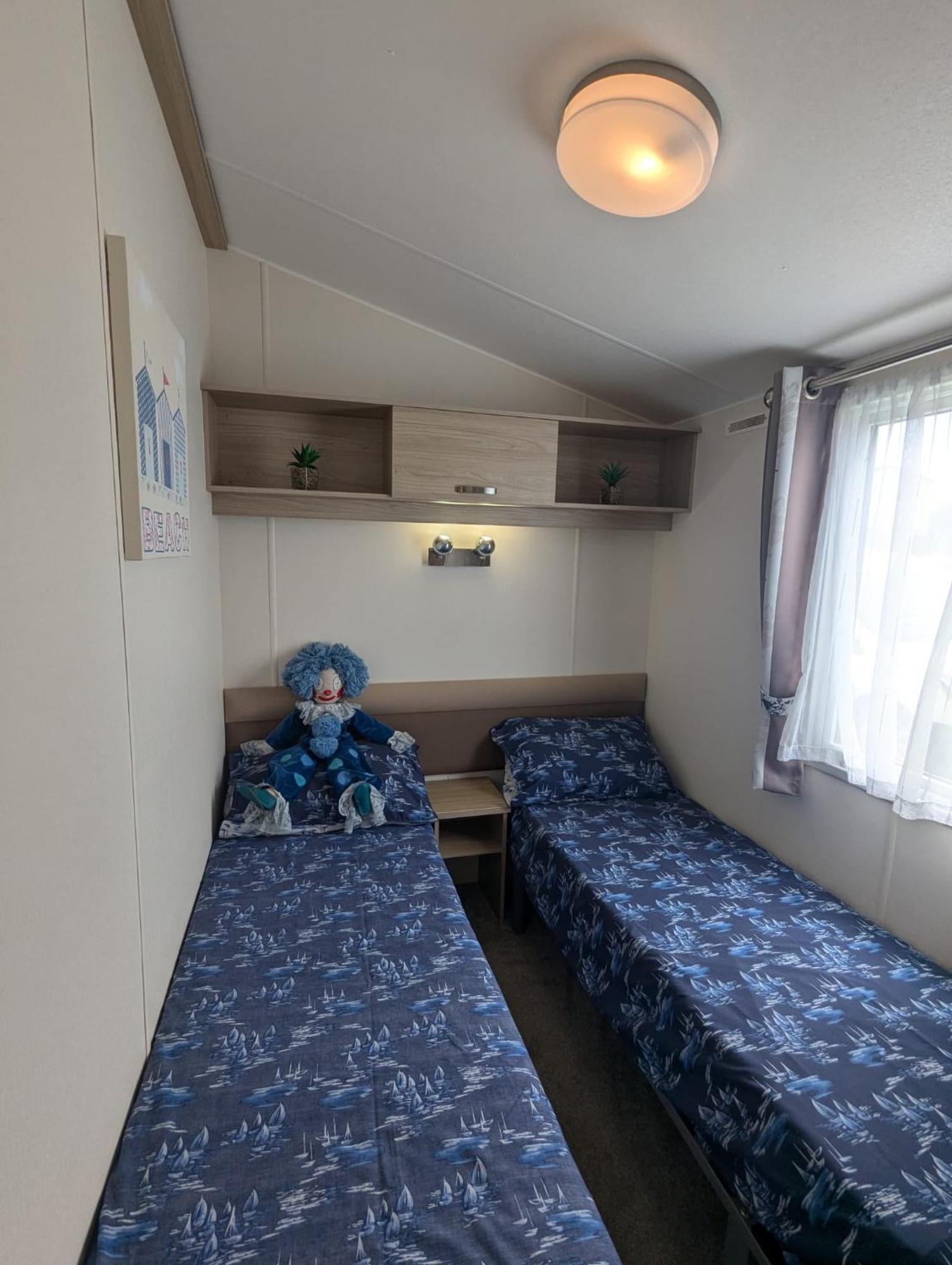Lovely Bright And Airy Caravan On The 5 Star Shorefield Country Park Entertainment Passes Included 米尔福德昂西 外观 照片